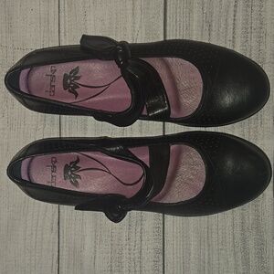 Dansko Women's Deidra Mary Jane Leather Flats Black Size EU 38